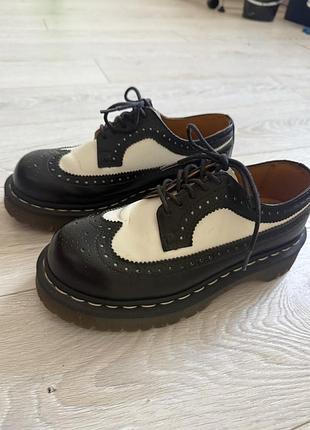 Dr. martens 10458 bex smooth leather brogue / wingtip oxford black & white / чорно-білі двоколірні броги uk 4 / us women 6 / eu 37 made in vietnam