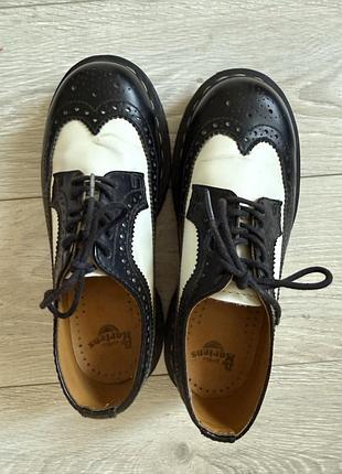 Dr. martens 10458 bex smooth leather brogue / wingtip oxford black & white / чорно-білі двоколірні броги uk 4 / us women 6 / eu 37 made in vietnam 2