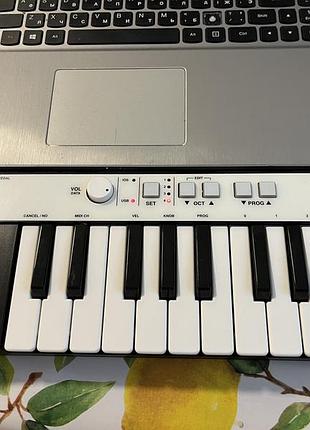 Midi клавіатура irig keys 7