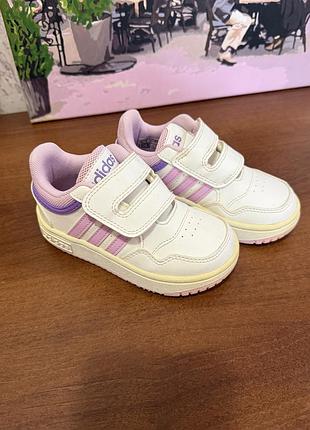 Кросівки для дівчинки бренду adidas оригінал