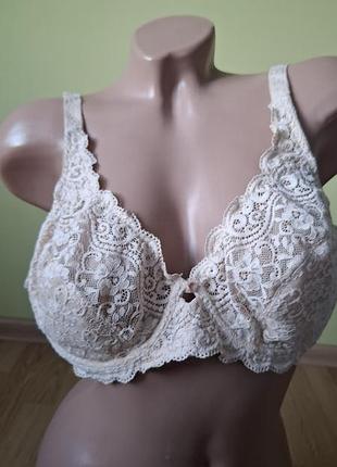 Бюстгальтер 85с