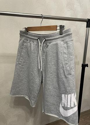 Шорти чоловічі nike. сірі та чорні