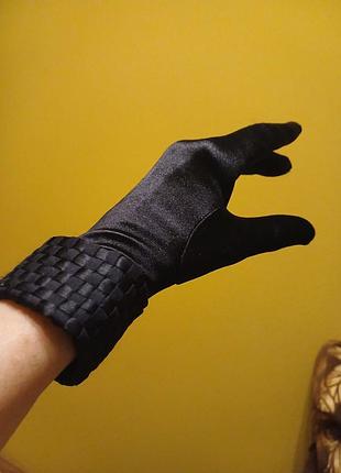 Женские черные перчатки с красивым манжетом (one size)