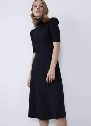 Стильне трикотажне плаття zara