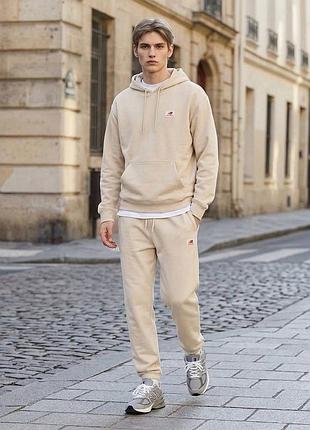 Продам новий  костюм від new balance. розмір l