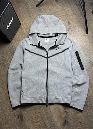 Nike tech fleece / розмір l / сірий