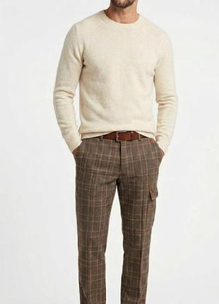 Стильні брендові чоловічі брюки hugo boss в клітинку
розмір м