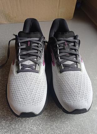Кросівки brooks launch 10 2023 2