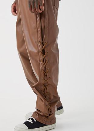 Штани шкіряні boohoo р.46 2
