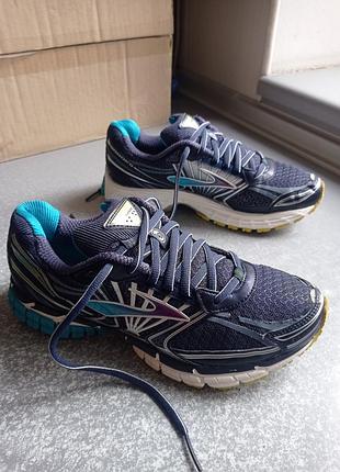 Кросівки brooks defiance 8