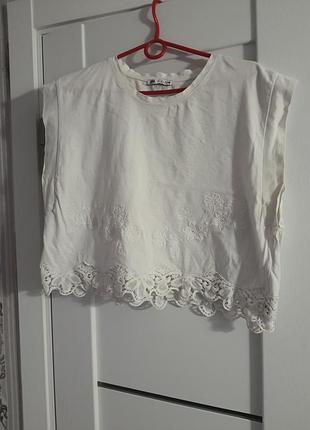 Блузка с вышивкой zara