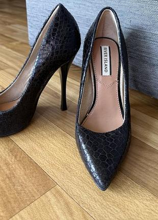 Туфлі steve madden розміру 35 7