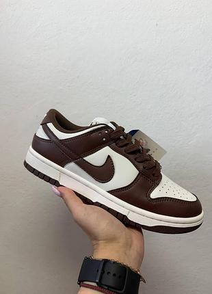 Nike dunk следы клея
