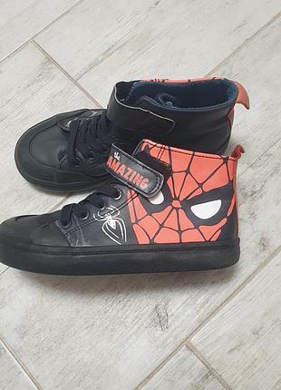 Хайтопы для мальчиков от бренда h&amp;m с принтом в стиле «человек-паук» (spider-man, marvel).