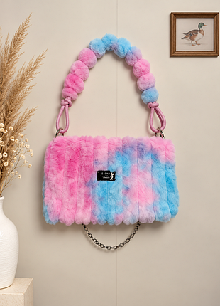 Новая меховая сумка в оттенках tie-dye.