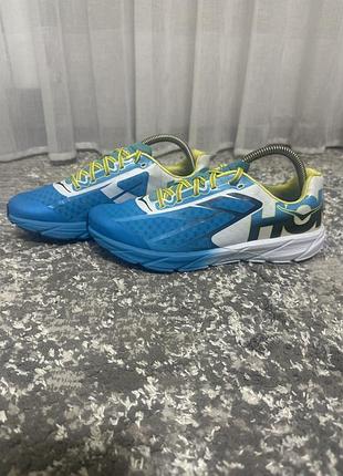 Кросівки hoka one. розмір 42