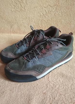 Кроссовки, кеди merrell
