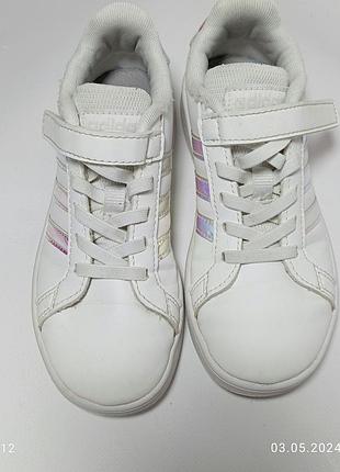 Кроссовки adidas 3