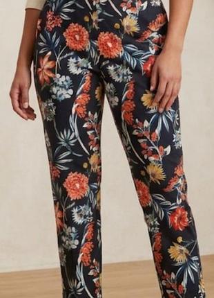 Женские летние брюки укороченные bodyflirt (eur 40) /35