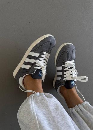 Adidas samba
grey suede / white sole 3