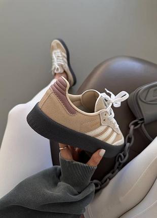 Adidas samba
beige / graphite platform 6