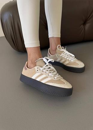 Adidas samba
beige / graphite platform 7