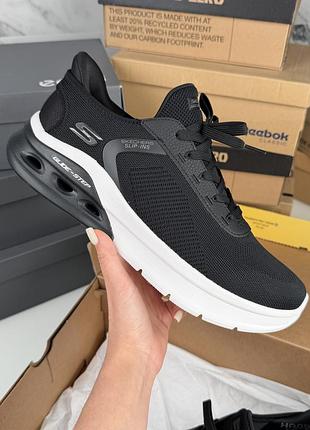 Легкие комфортные кроссовки мужские  skechers bobs