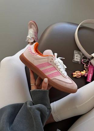 Adidas samba
lace pink 2