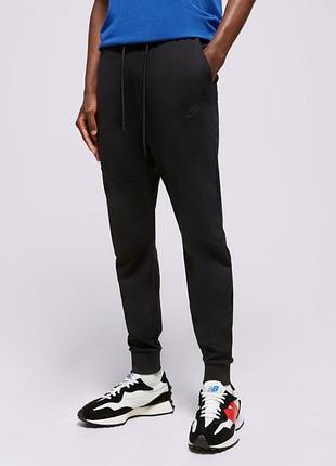 Мужские спортивные штаны nike tech lightweight
