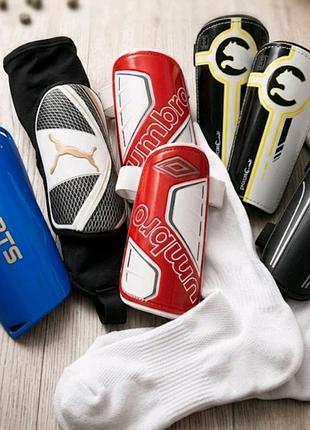 Щитки футбольні umbro