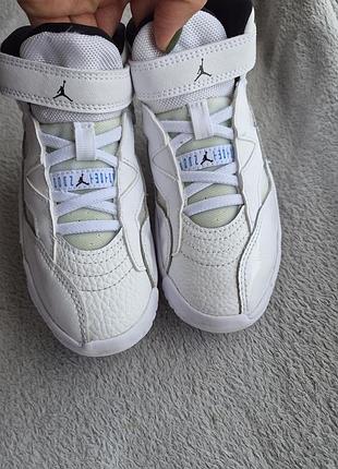 Кросівки 28.5р. jordan 6