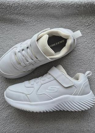 Кроссовки 34р. skechers