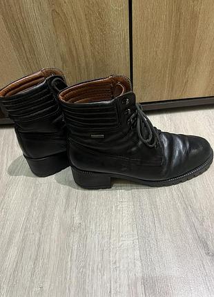 Женские ботинки с климатической мембраной
