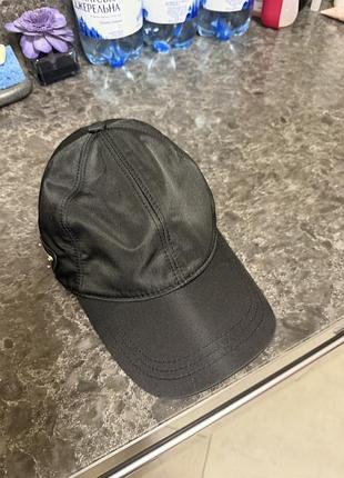 Кепка прада 4