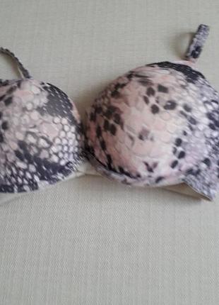 Бюстгалтер hunkemoller 80c