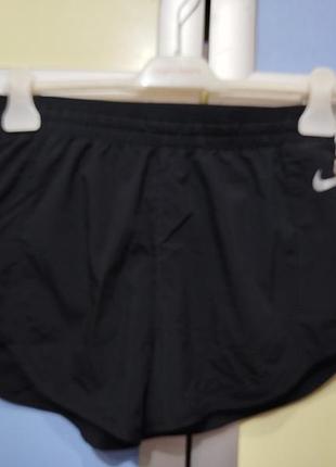 Женские брендовые шорты nike