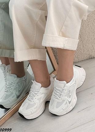 Кроссовки женские 9