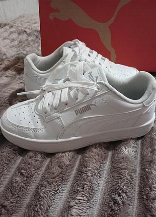 Практично нові кеди puma