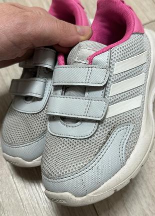 Дитячі кросівки adidas р.26.5 кросівки на дівчинку