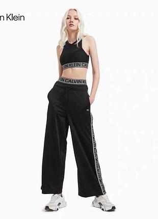 Штани в рубчик calvin klein