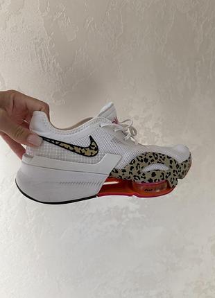 Кросівки nike у відмінному стані