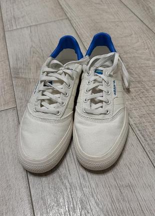 Кросівки adidas 3