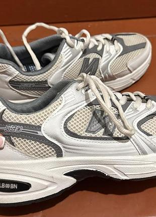 Жіночі кросівки new balance 530