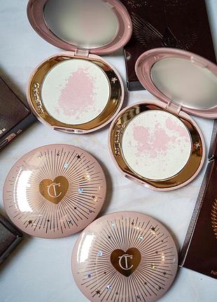 Кольорокоригуюча пудра charlottetilbury airbrush flawless finish soft light powder lavender veil