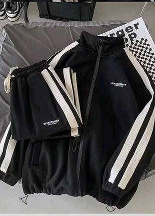 Теплый спорт костюм
