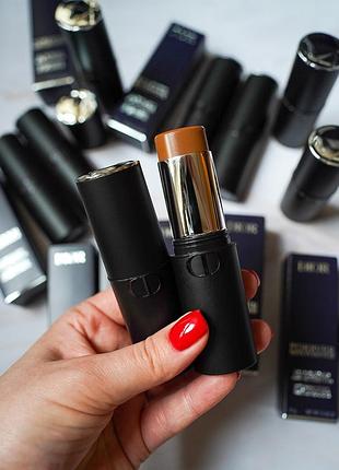 Кремовий скульптор для обличчя forever skin contour stick 02 tan