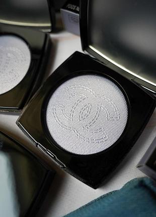 Пудра-хайлайтер coco denim illuminating powder 8