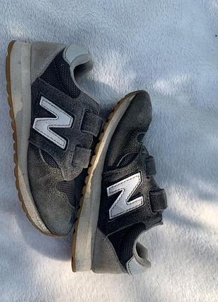 Дитячі кросівки new balance ,28 розмір стільки 16,5 см