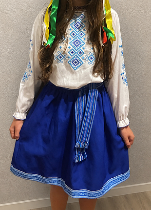 Вишиванка,комплект з вишиванки,спідниці,поясу та обручів