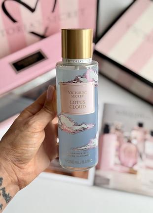 Розпив спрей для тіла lotus cloud victoria’s secret